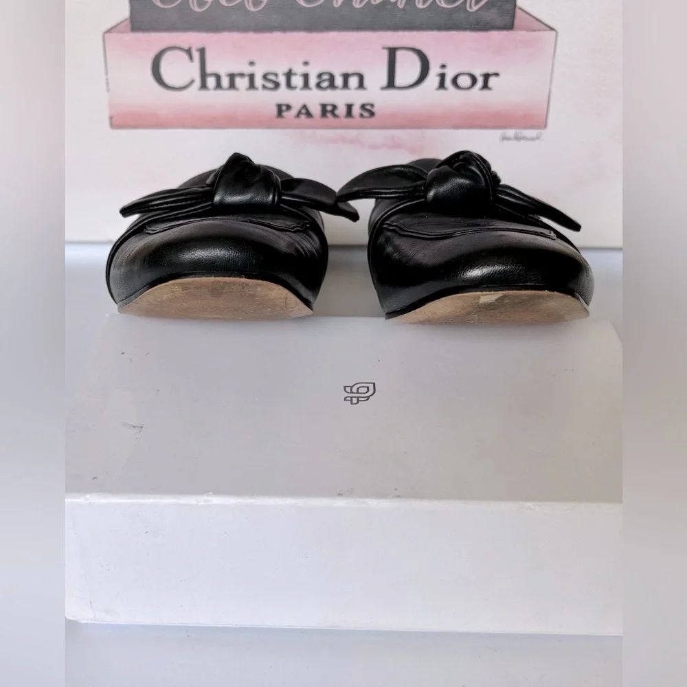 Stuart Weitzman Bandeau Leather Flat Loafers Short Heel in Black Size 9